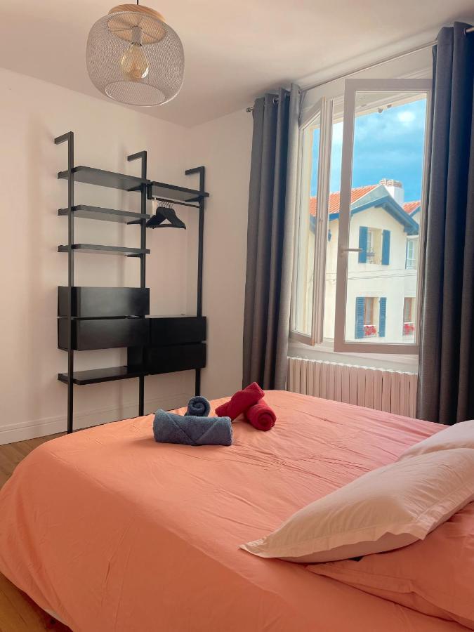 Appartement Charmant Centre Biarritz Exterior photo